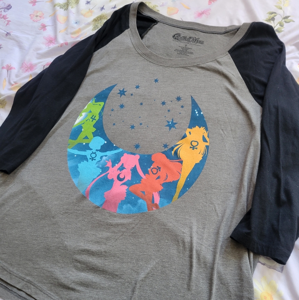 Torrid Grey Sailor Moon Raglan T-Shirt 2X